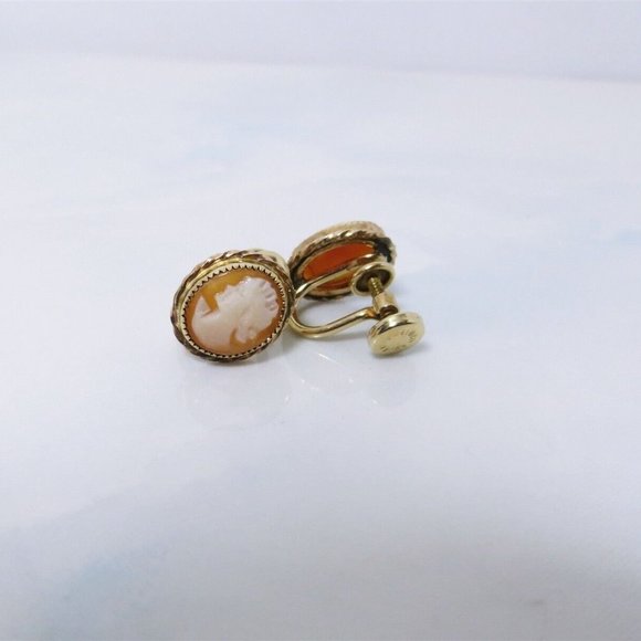 Pleasing Vintage 12K Gold Filled Carved Shell Cameo Screw-Back Earrings By BOJAR - Picture 3 of 6